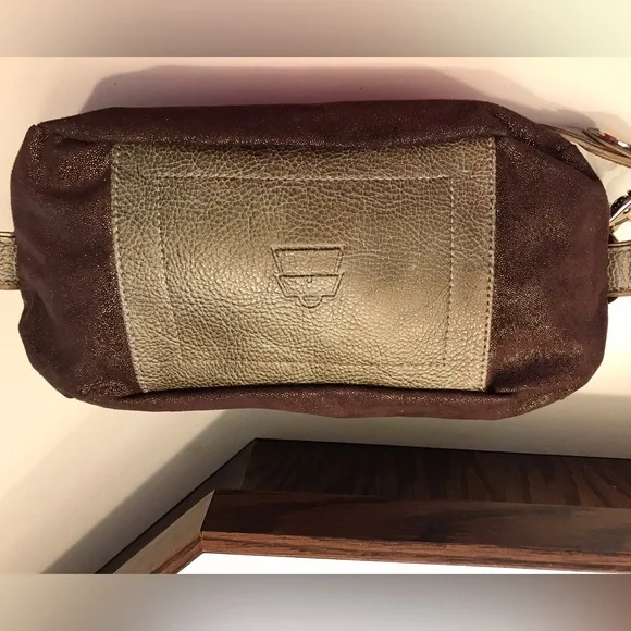 Brown and Gold Women's Bag - Picture 2 of 7